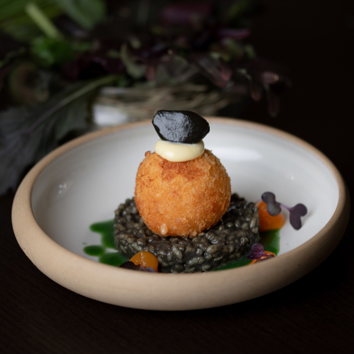 CROQUETA DE CHIPIRÓN Y ARRO NEGRO